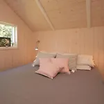 Four-bedroom In Vaeggerlose 8 *