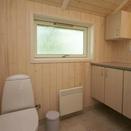 Holiday home Four-bedroom In Vaeggerlose 8 *